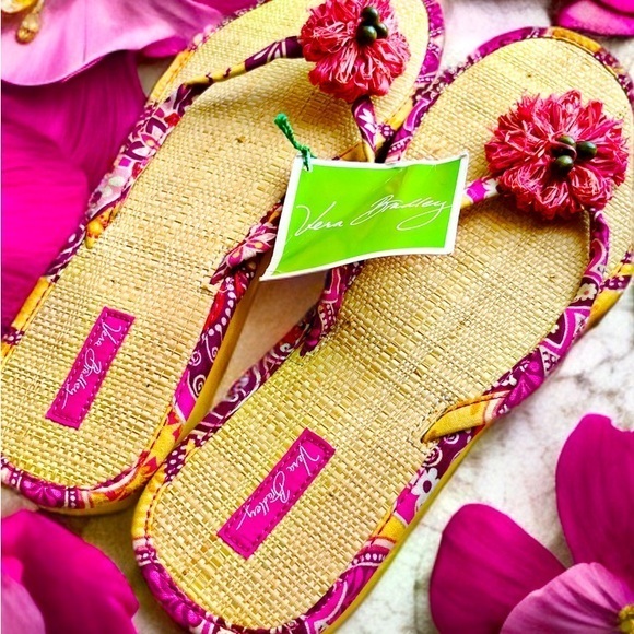 Vera Bradley Shoes - NWT Vera Bradley flip flops